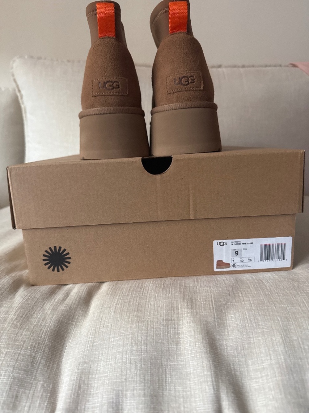 UGG classic mini dipper
